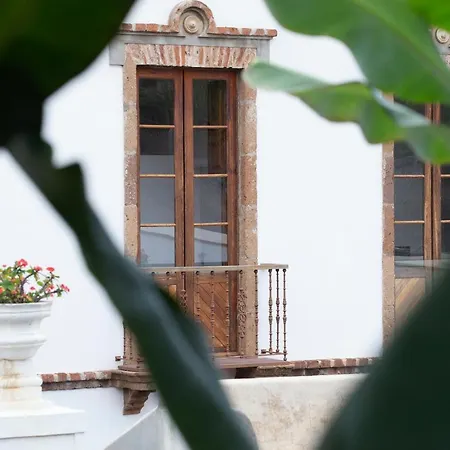 别墅 Hacienda Orovales *